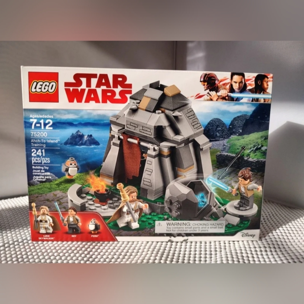 Lego Star Wars 75200 Ahch-To Island Training NWT Building Toy Set